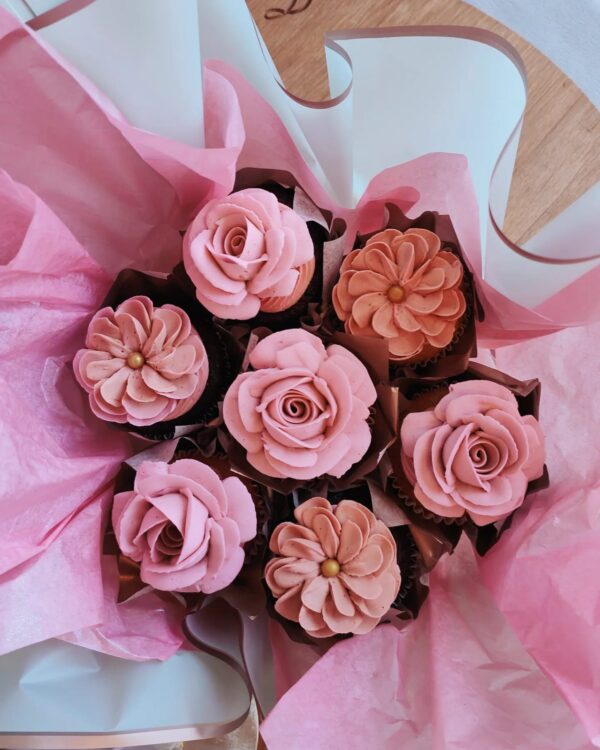 Standard Bouquet 7 cupcakes