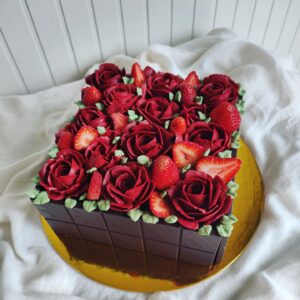 Celebration Red Roses Cake