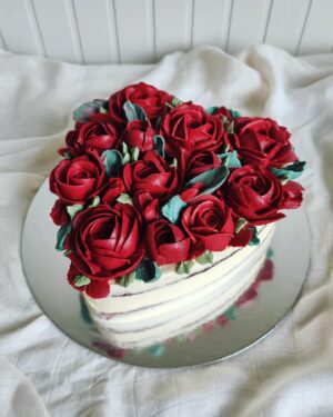 Valentines Love Cake