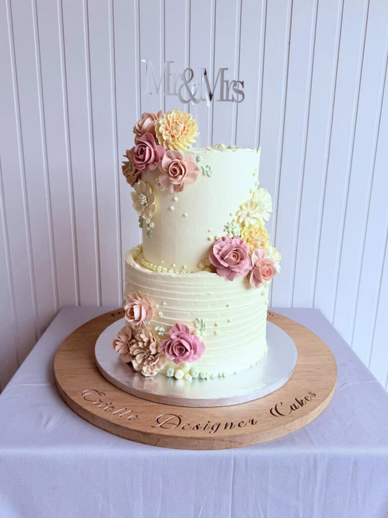 White and Mauve Floral Two-Tier Wedding Cake by Criollo Designer Cakes in Dunedin, Otago